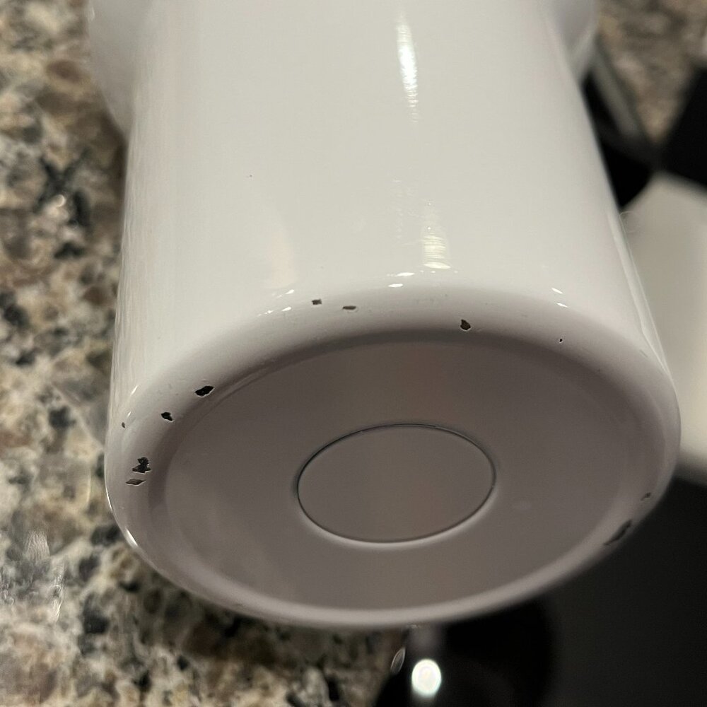 Unbranded 40oz Thermal Water Bottle White & Black - Picture 7 of 8